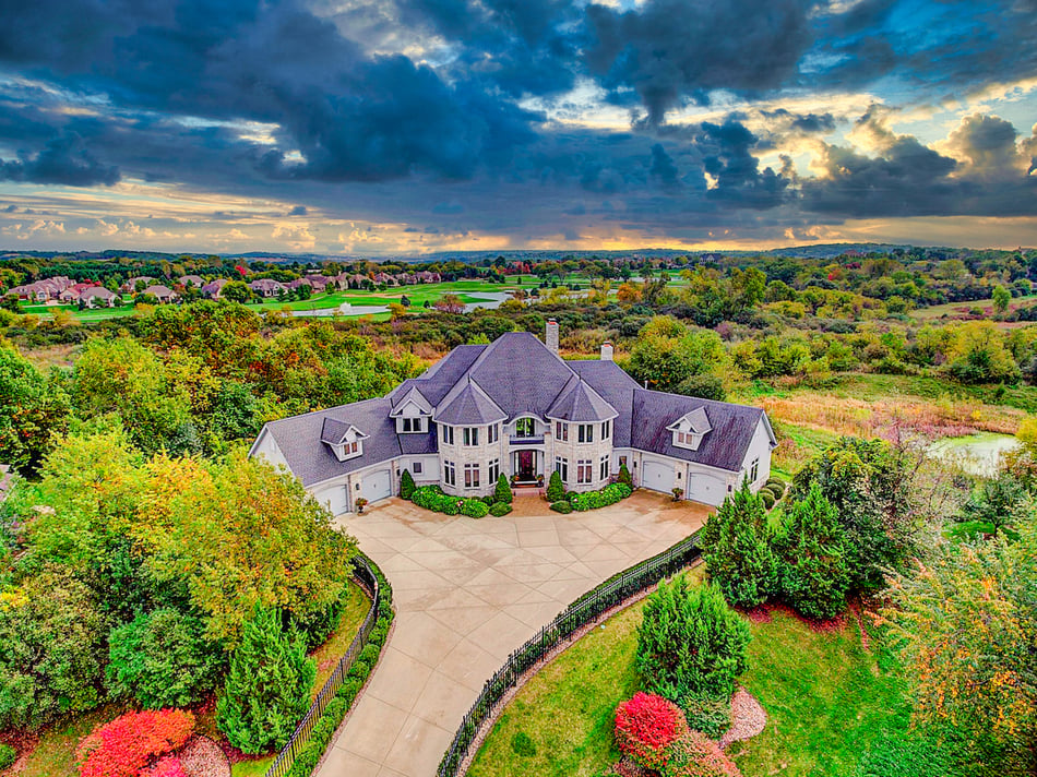 professional-real-estate-drone-photography-1